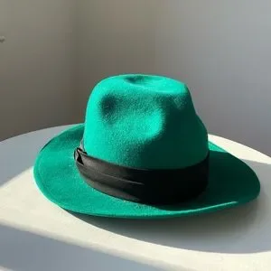 Hats in the Belfry | Accessories | Vintage Hats In The  display picture 1